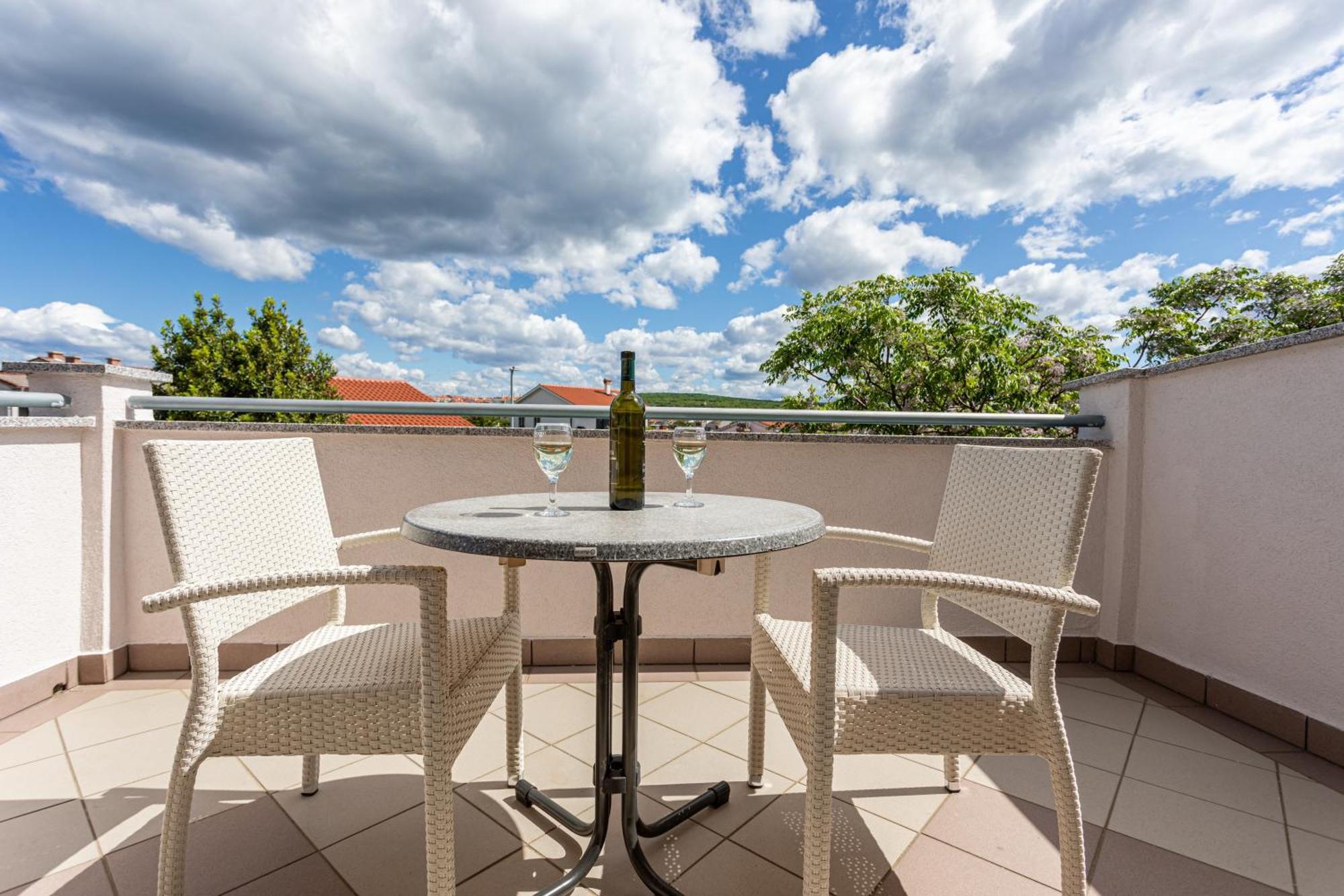 קרק B&B Villa Ana מראה חיצוני תמונה