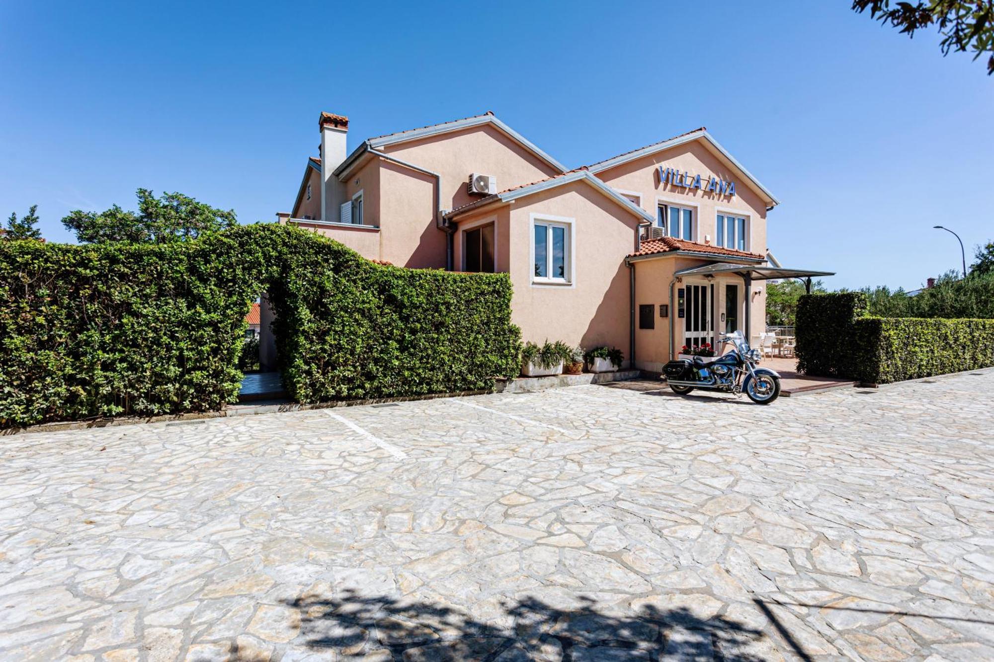 קרק B&B Villa Ana מראה חיצוני תמונה