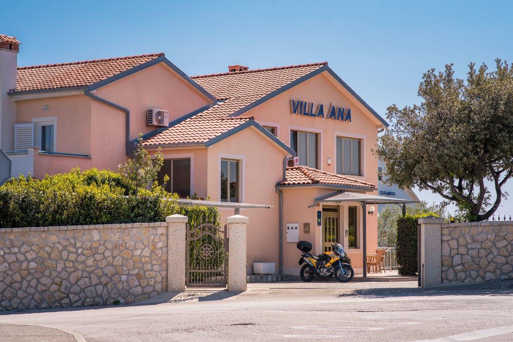קרק B&B Villa Ana מראה חיצוני תמונה