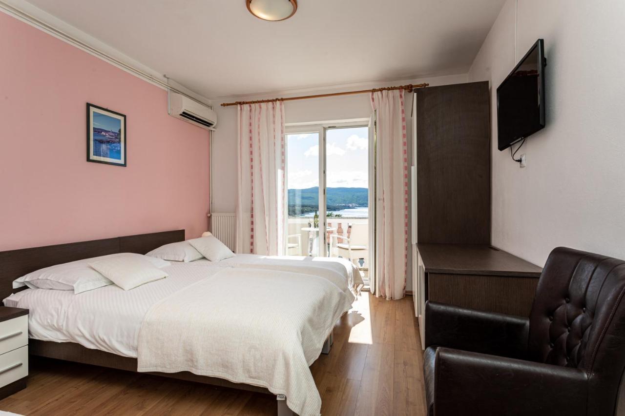 קרק B&B Villa Ana מראה חיצוני תמונה
